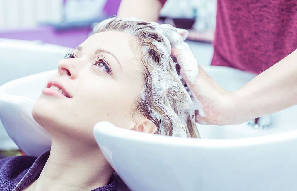 女人天天洗头好吗？