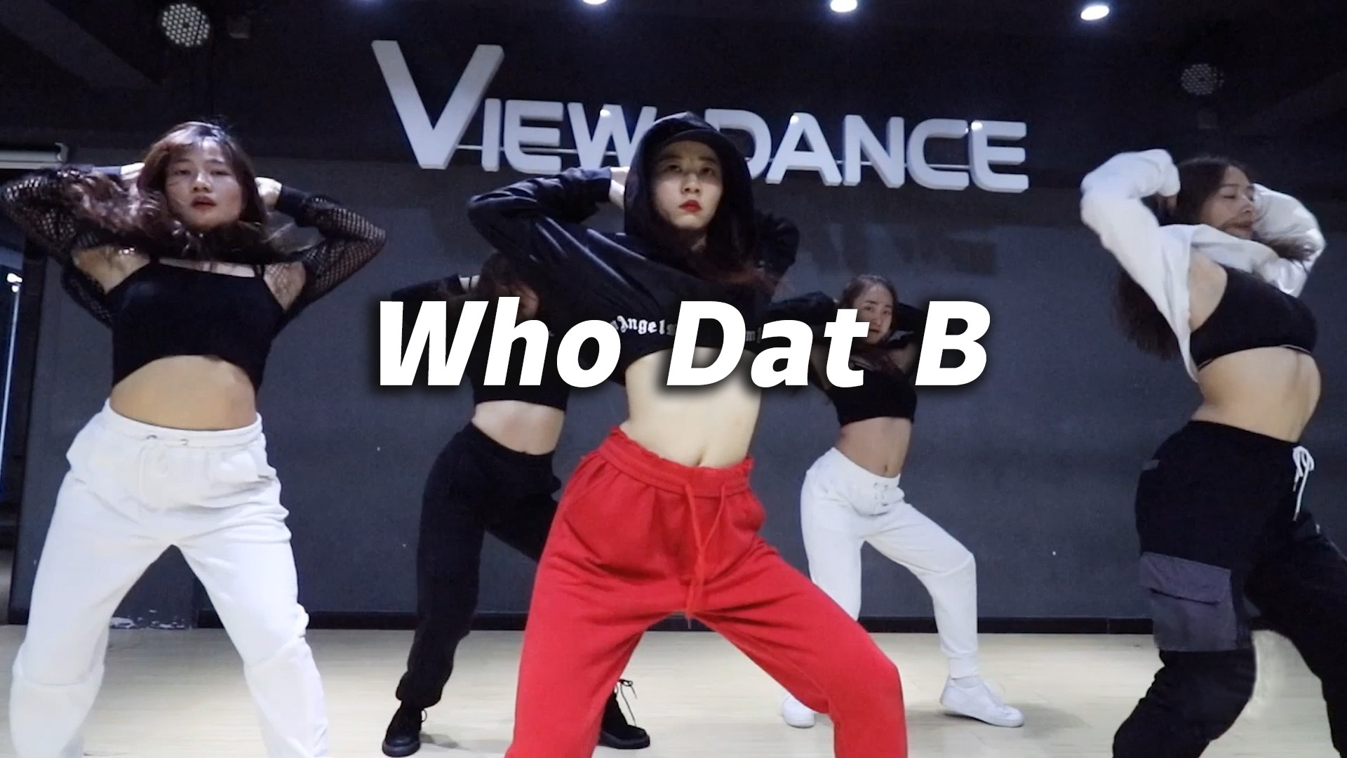 超酷小姐姐翻跳热舞