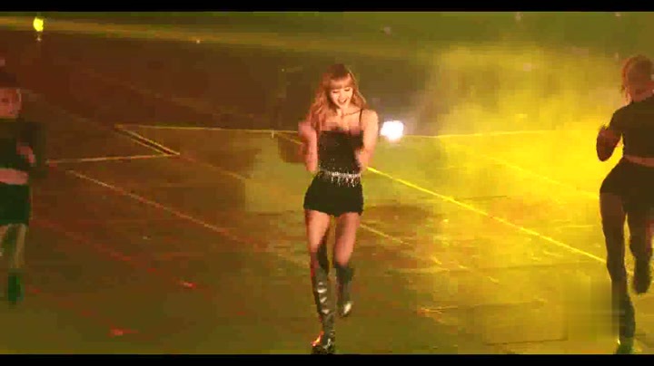 Lisa独舞《Attention》