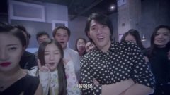 (哎呦,表演系)章依雅小龙虾:(猥琐男调戏女服务员被怒骂) 分类:剧情
