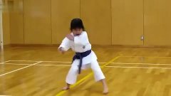 超级可爱的小女孩跳舞 3.jpg