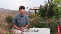数百万粉丝旅游博主,踩踏榆林波浪谷丹霞地貌,丹霞春姐有话说