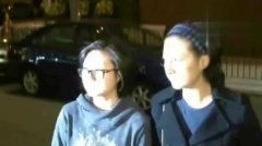 成龙女儿吴卓林现身国外街头 1527628192755.jpg