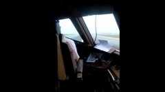 飞机驾驶舱图解视频 3.jpg