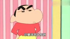 蜡笔小新:小新表演吃汉堡排的样子太可爱了!